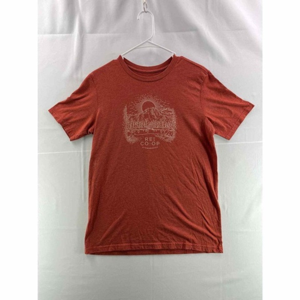 REI Co.op Men T-Shirt Small Red Short Sleeve Crew Neck Graphic Logo Pullover Tee